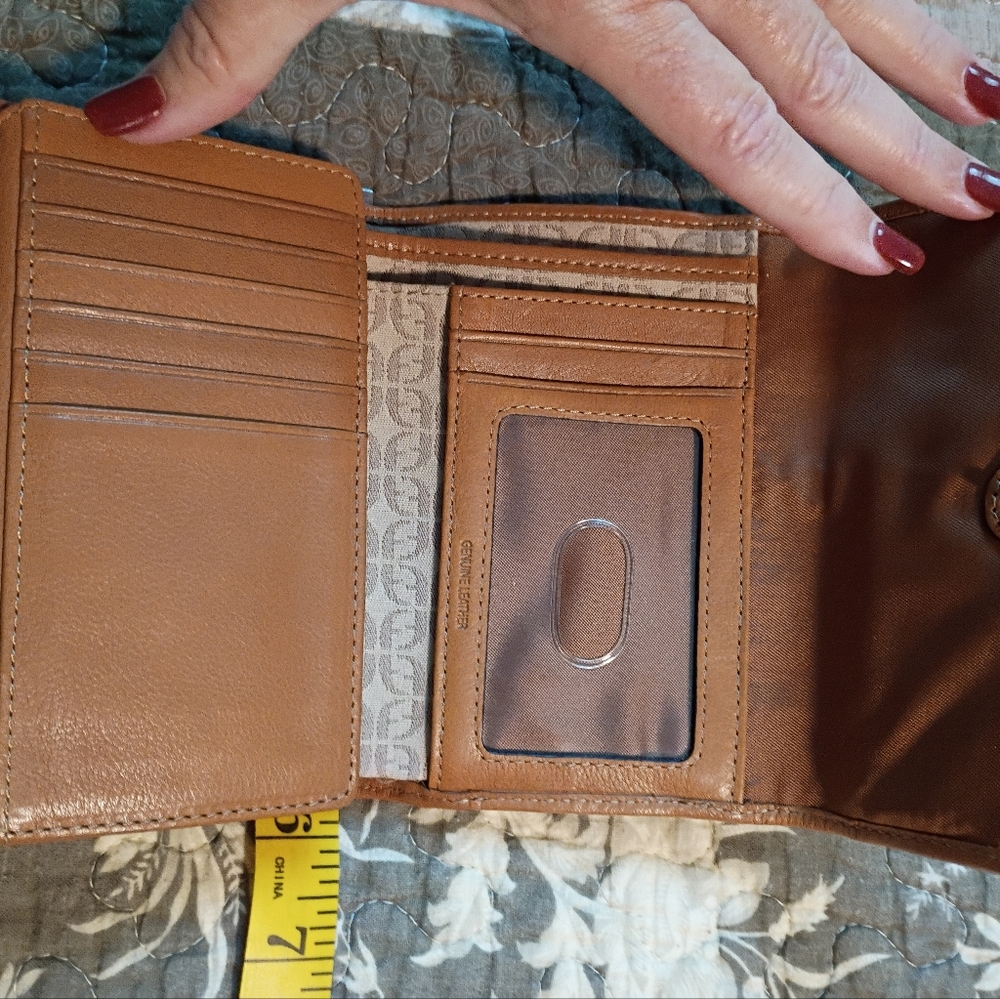 Colorful Patterned Wallet - Picture 3 of 4